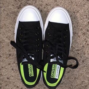 Women’s Chuck Taylor All Star 2 size 7.5